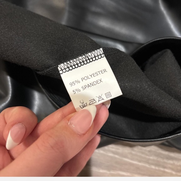 Black Faux Leather Draped Wrap Midi Skirt Size Medium - Picture 8 of 9